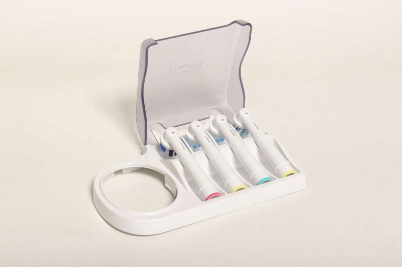 Зубная щетка - Oral-B Genius - чистить зубы, забота о деснах, отбеливание зубов.
