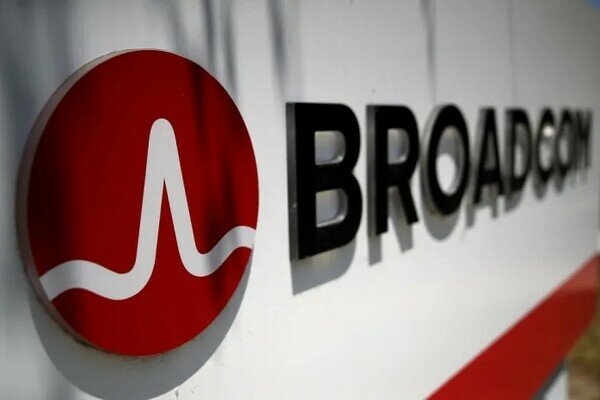 Broadcom готовится к покупке VMware