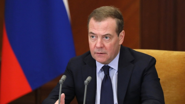 Медведев: нужна энергичная работа по достижению технологической независимости