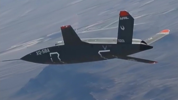 ВВС США опровергли сообщение о попытке "умного" дрона убить оператора